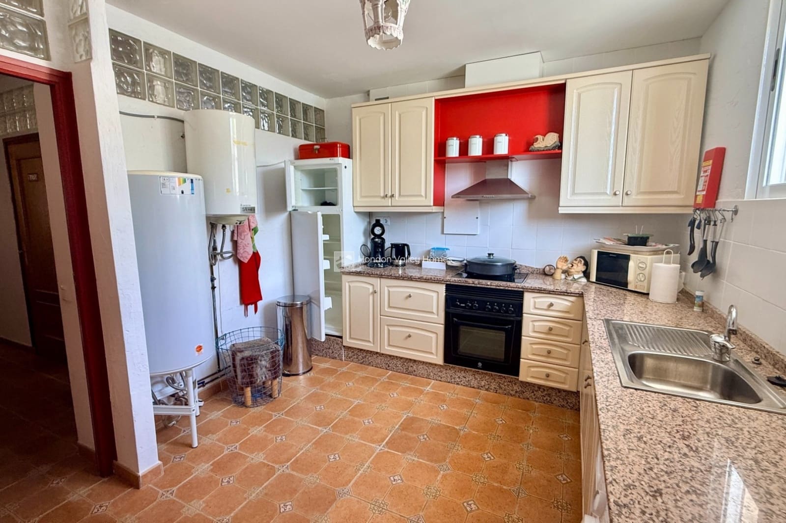7 quarto Moradia para venda em Hondon de las Nieves com piscina garagem - 399 950 € (Ref: 9916373)