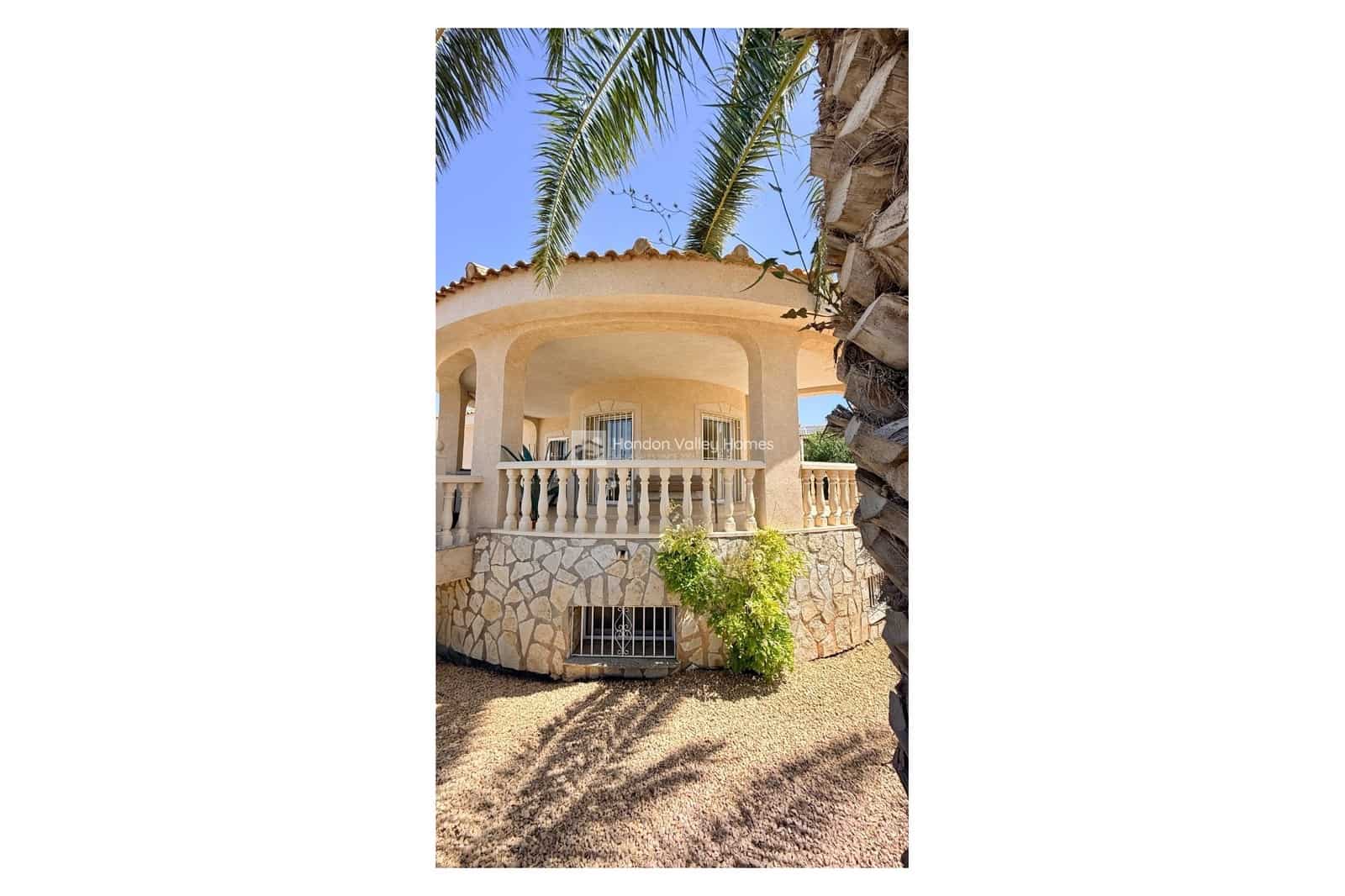 6 slaapkamer Villa te koop in Hondon de las Nieves met zwembad - € 389.950 (Ref: 9923090)