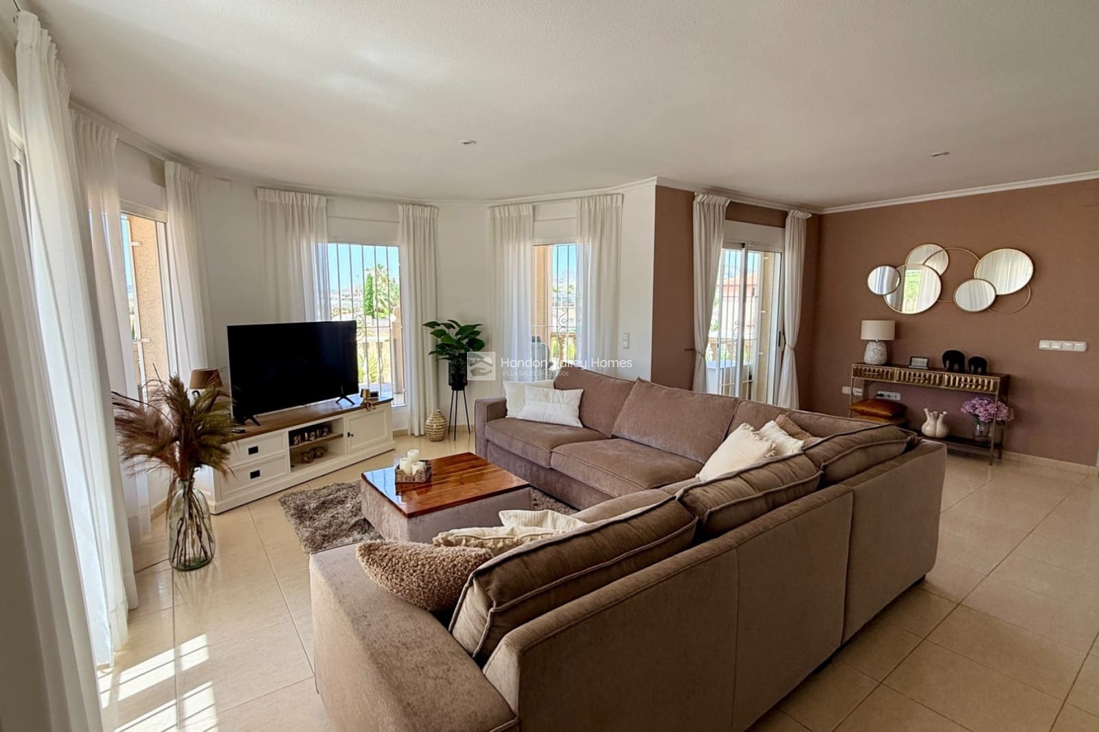6 slaapkamer Villa te koop in Hondon de las Nieves met zwembad - € 389.950 (Ref: 9923090)