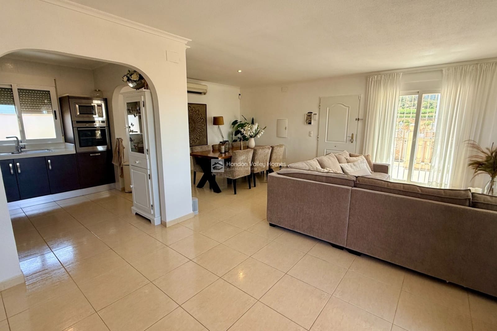 6 slaapkamer Villa te koop in Hondon de las Nieves met zwembad - € 389.950 (Ref: 9923090)