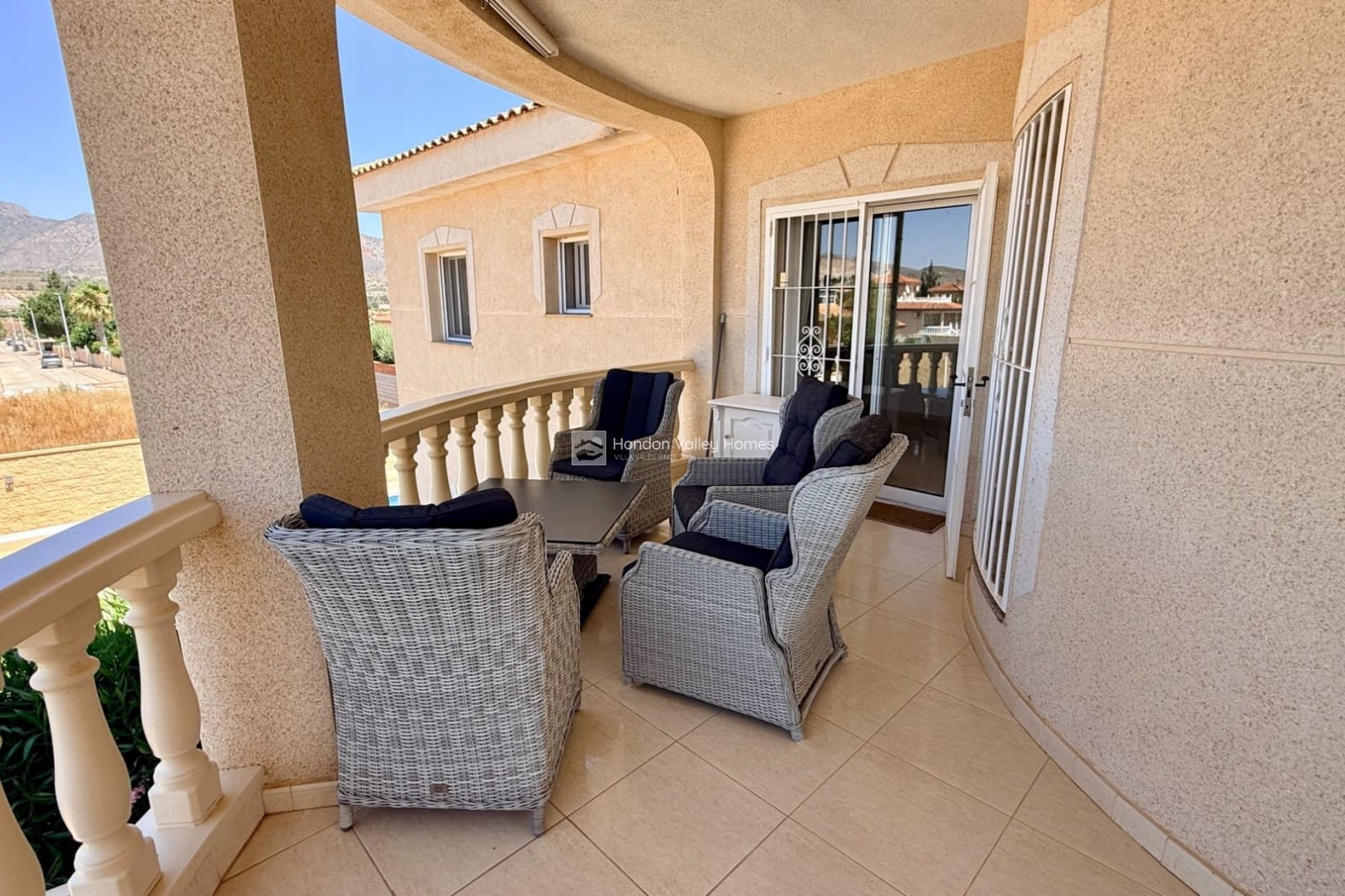 6 slaapkamer Villa te koop in Hondon de las Nieves met zwembad - € 389.950 (Ref: 9923090)