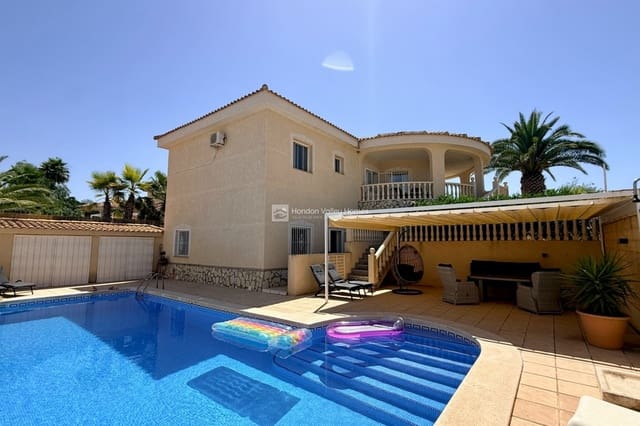 Chalet de 6 habitaciones en Hondón de las Nieves en venta con piscina - 389.950 € (Ref: 9923090)