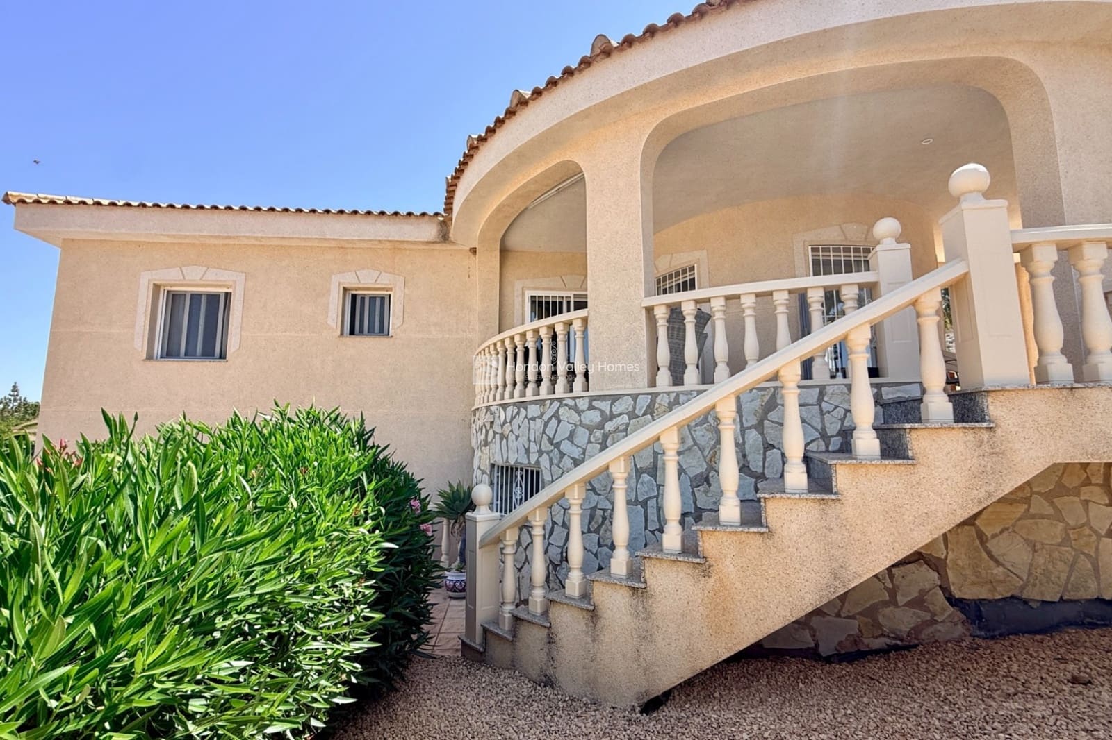 6 slaapkamer Villa te koop in Hondon de las Nieves met zwembad - € 389.950 (Ref: 9923090)