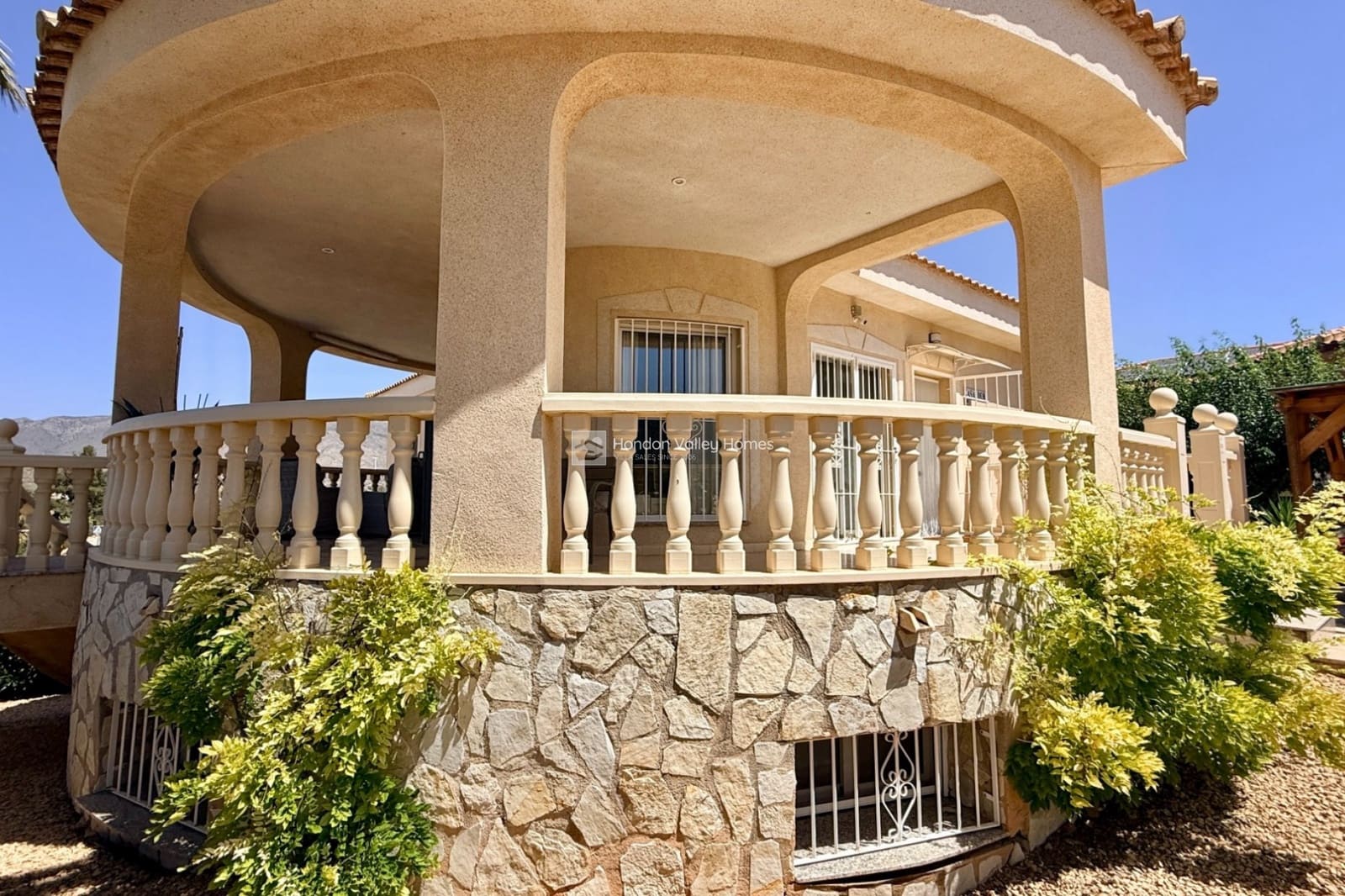 6 slaapkamer Villa te koop in Hondon de las Nieves met zwembad - € 389.950 (Ref: 9923090)