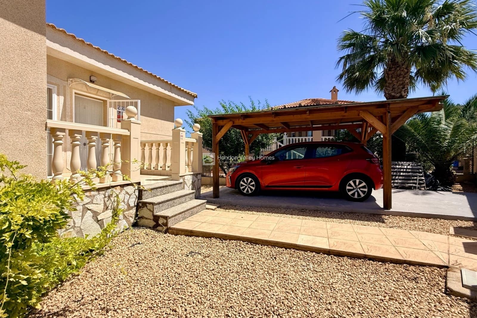 6 slaapkamer Villa te koop in Hondon de las Nieves met zwembad - € 389.950 (Ref: 9923090)