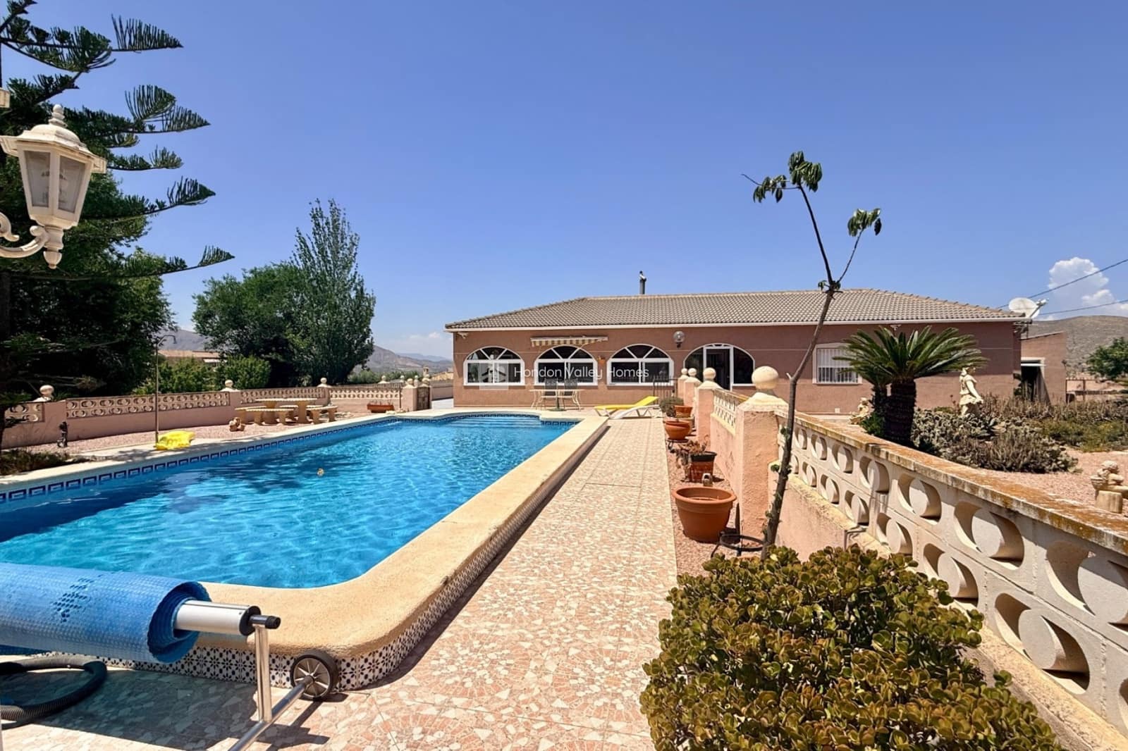 3 soveværelse Villa til salg i Hondon de los Frailes med swimmingpool garage - € 349.950 (Ref: 9936694)