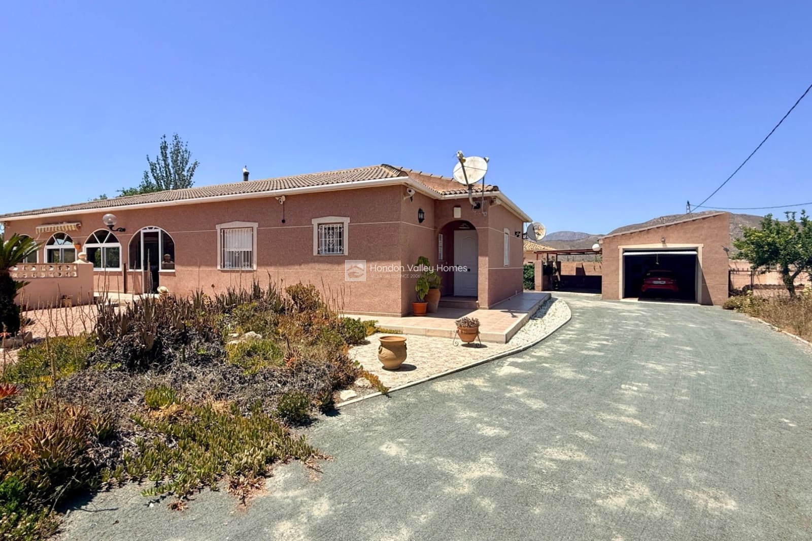 3 soveværelse Villa til salg i Hondon de los Frailes med swimmingpool garage - € 349.950 (Ref: 9936694)