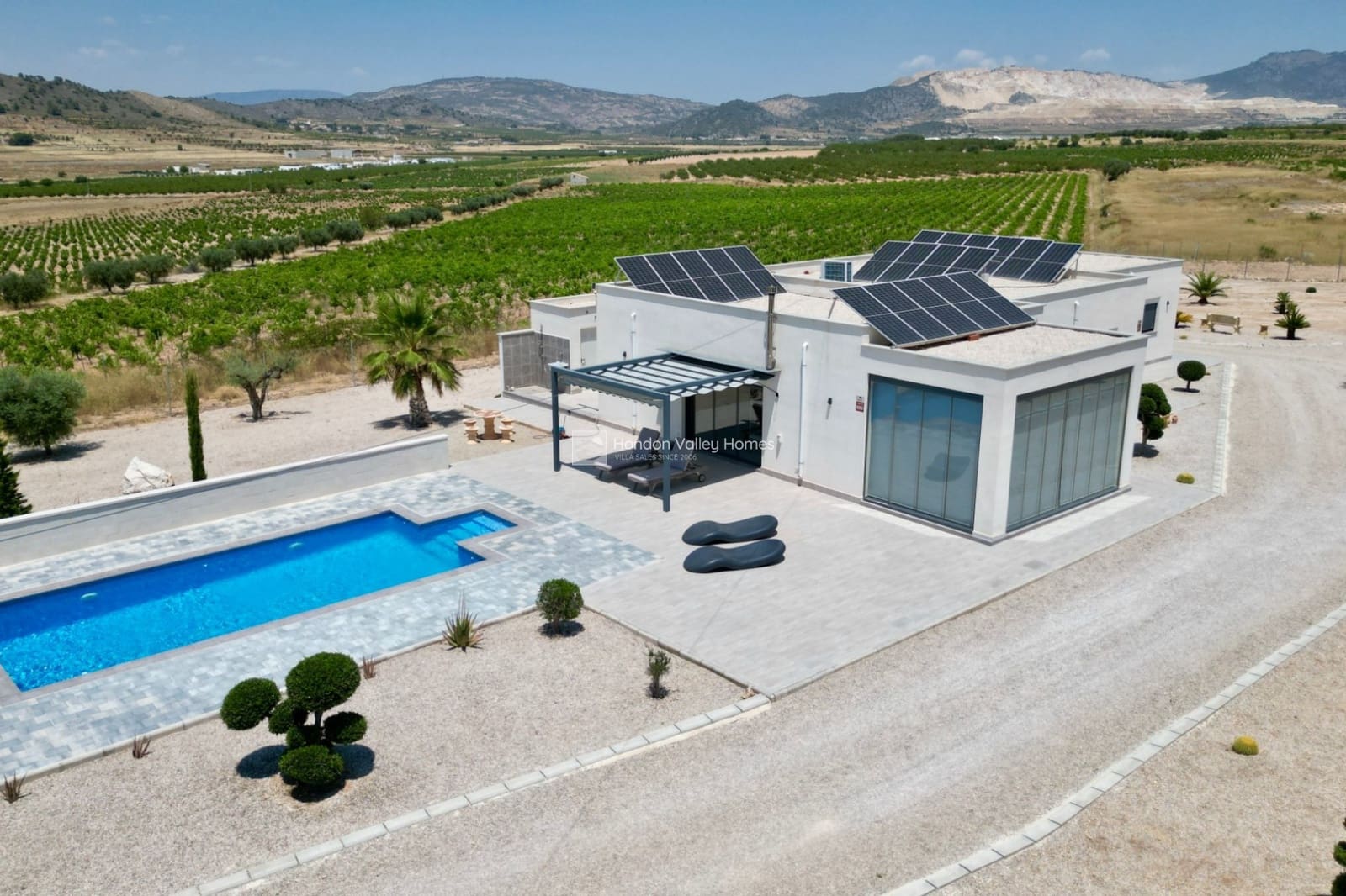 4 soveværelse Villa til salg i Canada de la Lena med swimmingpool garage - € 470.000 (Ref: 9938706)