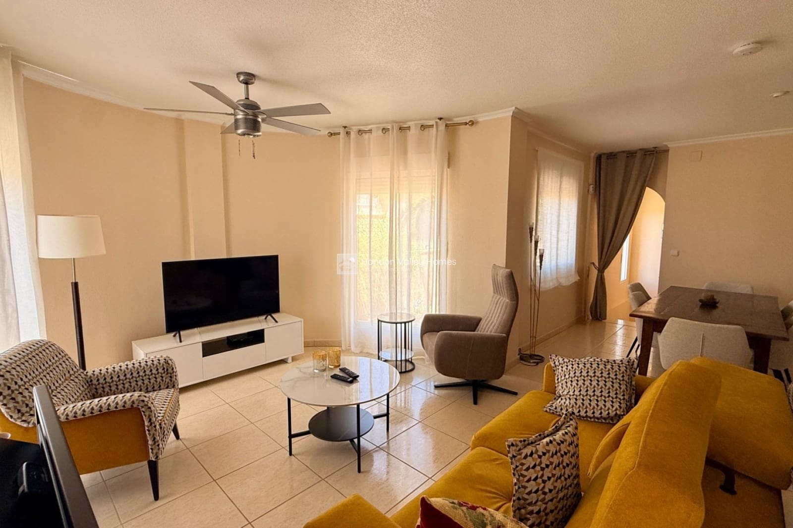 5 chambre Villa/Maison à vendre à Hondon de las Nieves avec piscine - 375 000 € (Ref: 9942881)