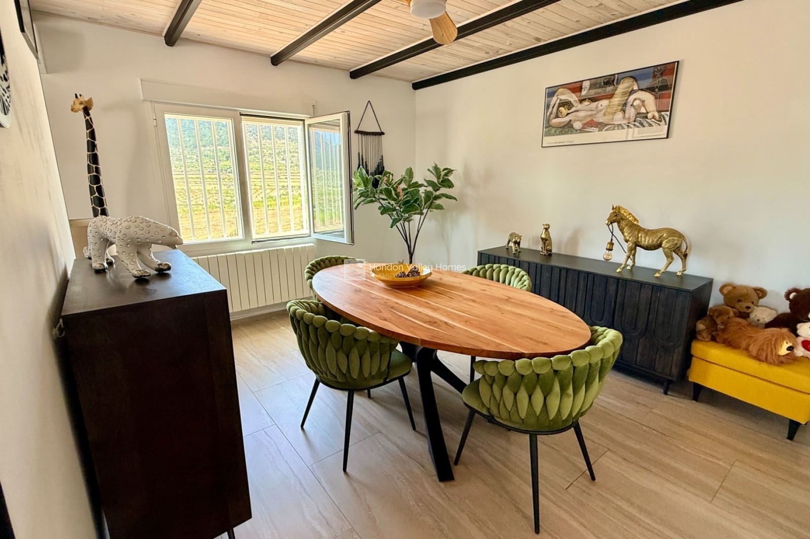 4 makuuhuone Huvila myytävänä paikassa La Romana mukana uima-altaan - 364 995 € (Ref: 9953359)