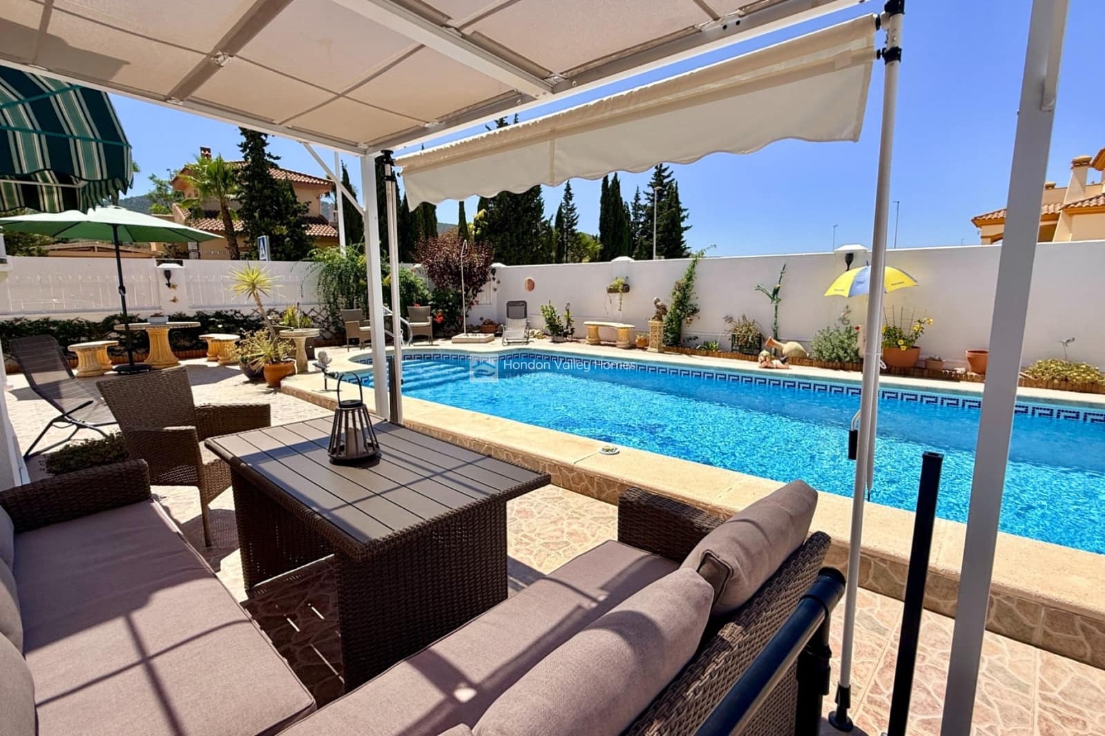 2 camera da letto Villa in vendita in Hondon de las Nieves con piscina - 249.950 € (Rif: 9997805)