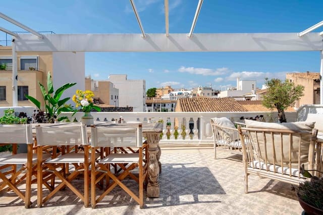 2 bedroom Penthouse for sale in Santa Catalina, Palma de Mallorca - € 790,000 (Ref: 10004755)