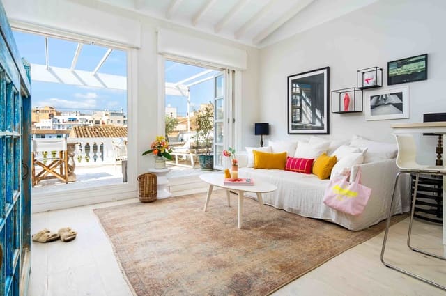 2 bedroom Penthouse for sale in Santa Catalina, Palma de Mallorca - € 790,000 (Ref: 10004755)