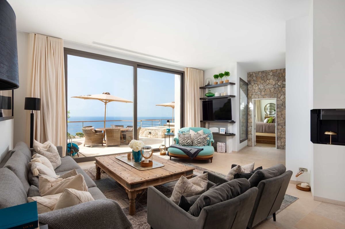 4 bedroom Villa for sale in Costa d'en Blanes with pool garage - € 8,500,000 (Ref: 10158742)