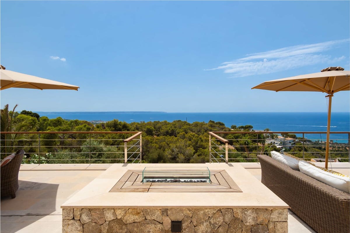 4 bedroom Villa for sale in Costa d'en Blanes with pool garage - € 8,500,000 (Ref: 10158742)