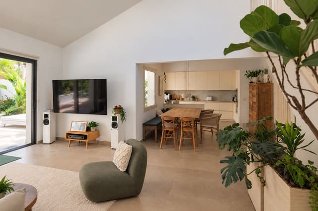 4 sypialnia Dom na sprzedaż w Bendinat, Calvià z basenem garażem - 1 695 000 € (Ref: 10158744)