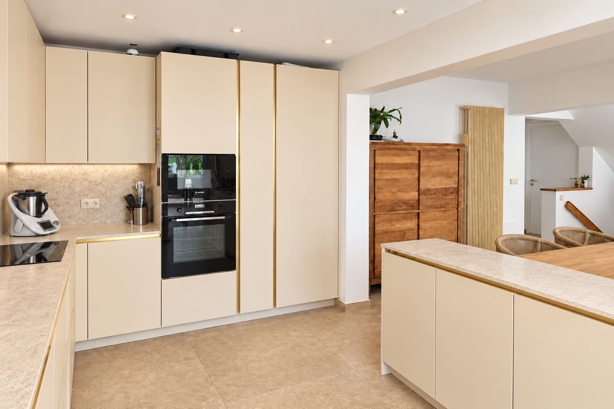 4 sypialnia Dom na sprzedaż w Bendinat z basenem garażem - 1 695 000 € (Ref: 10158744)