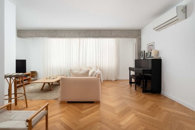 Piso de 3 habitaciones en Santa Catalina, Palma de Mallorca en venta - 630.000 € (Ref: 10158746)