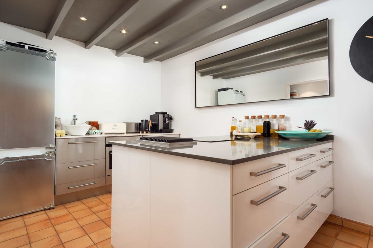 3 bedroom Finca/Country House for sale in Santa Maria del Cami with pool garage - € 2,900,000 (Ref: 10167260)