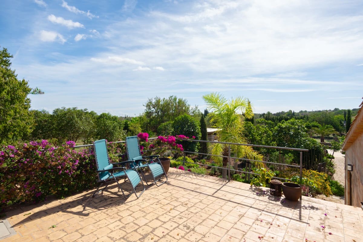 3 bedroom Finca/Country House for sale in Santa Maria del Cami with pool garage - € 2,900,000 (Ref: 10167260)