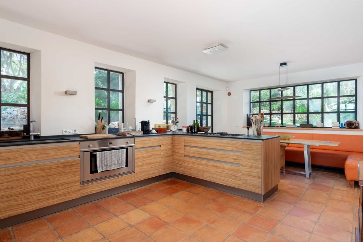 5 soveværelse Finca/Landehus til salg i Porreres med swimmingpool garage - € 4.500.000 (Ref: 10183307)