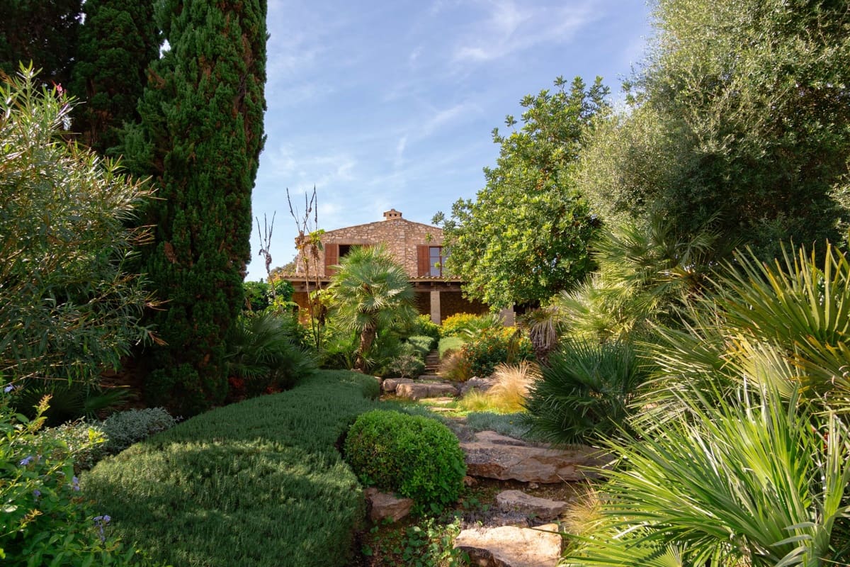 5 soveværelse Finca/Landehus til salg i Porreres med swimmingpool garage - € 4.500.000 (Ref: 10183307)