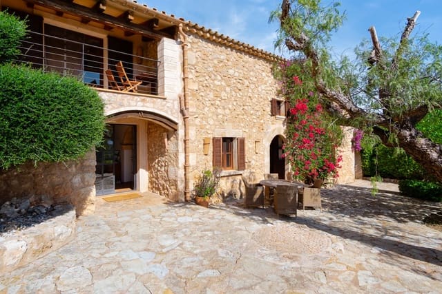 5 soveværelse Finca/Landehus til salg i Porreres med swimmingpool garage - € 4.500.000 (Ref: 10183307)