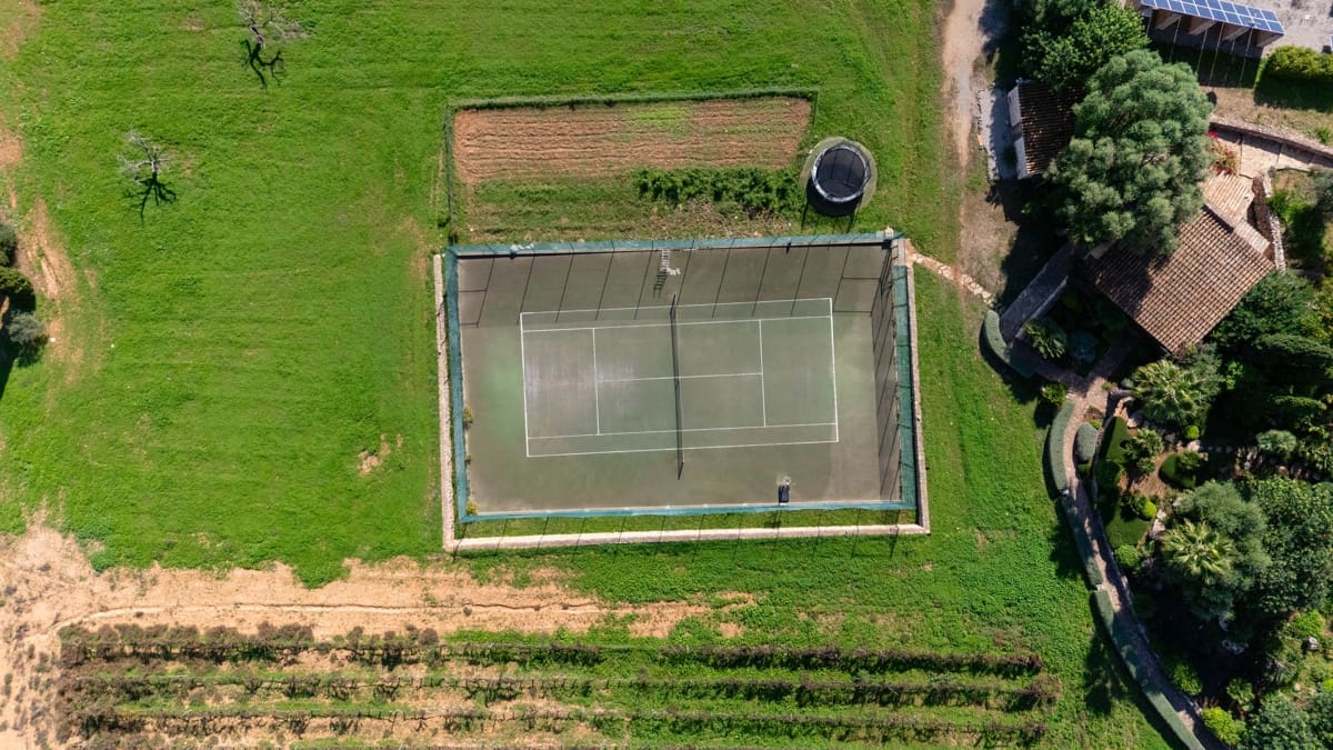 5 soveværelse Finca/Landehus til salg i Porreres med swimmingpool garage - € 4.500.000 (Ref: 10183307)