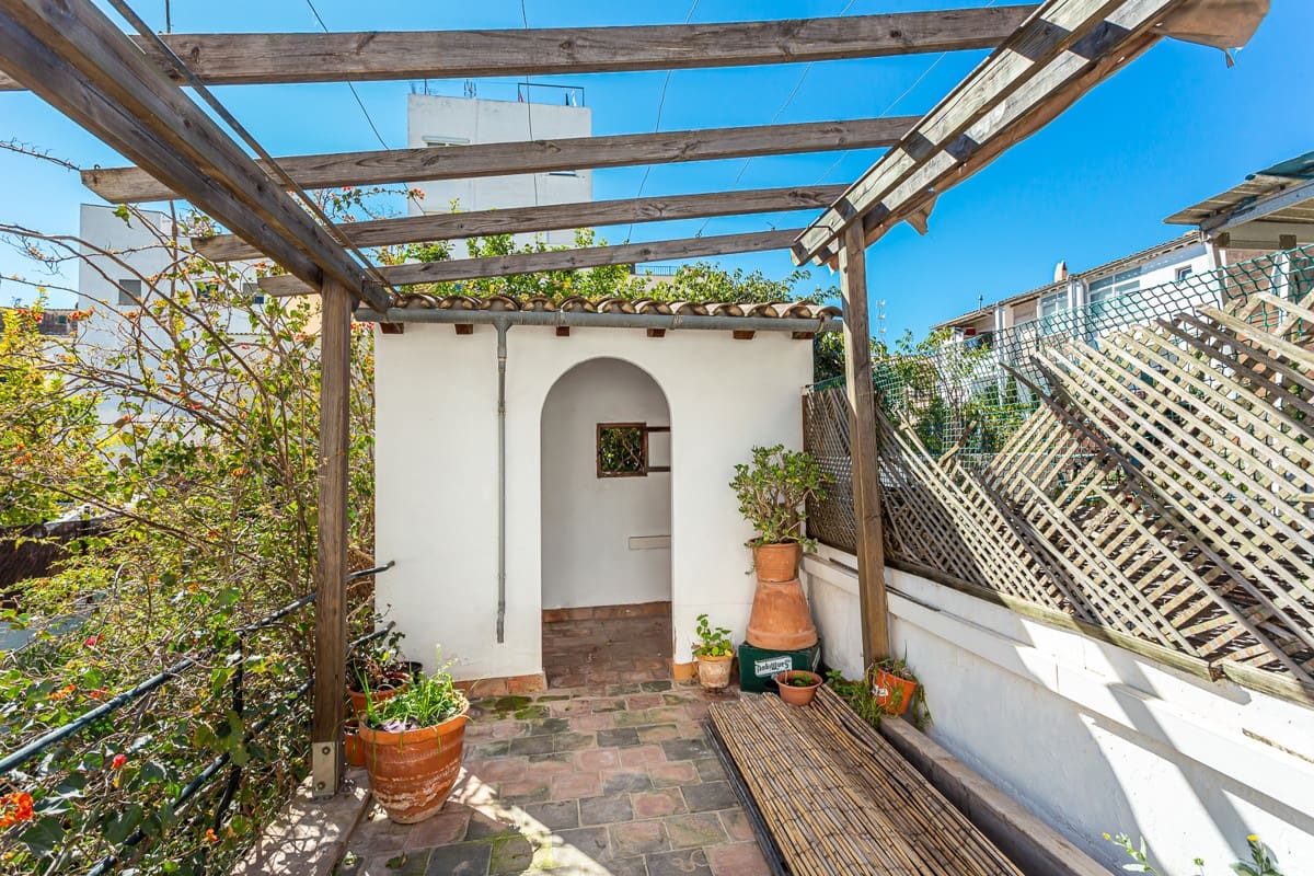 8 soveværelse Byhus til salg i Palma de Mallorca - € 1.500.000 (Ref: 7672404)