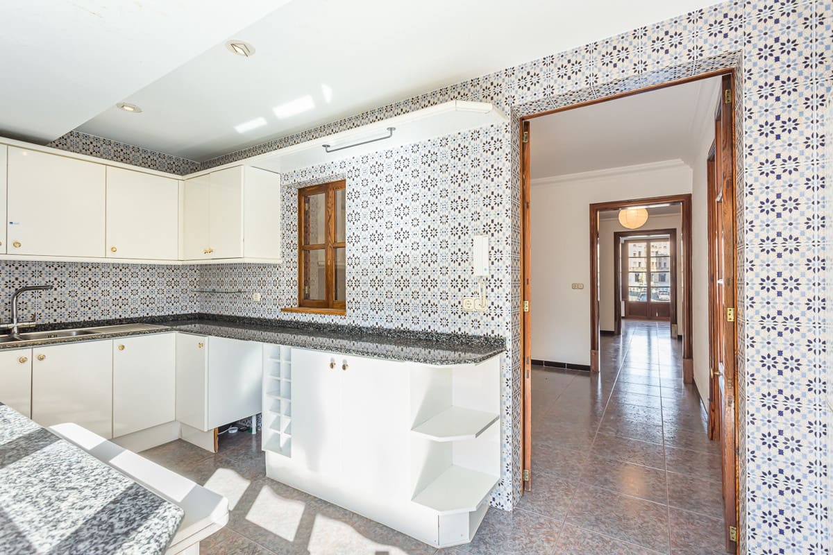 8 soveværelse Byhus til salg i Palma de Mallorca - € 1.500.000 (Ref: 7672404)