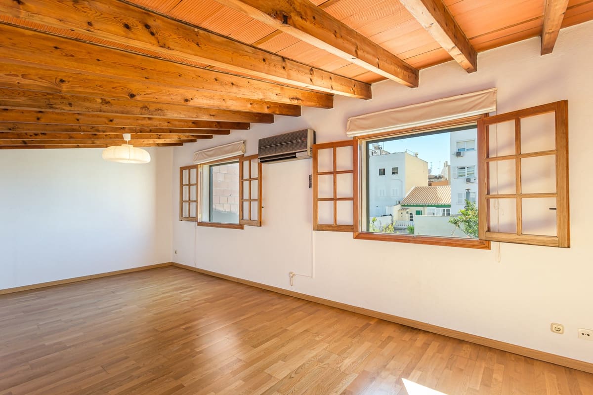 8 soveværelse Byhus til salg i Palma de Mallorca - € 1.500.000 (Ref: 7672404)