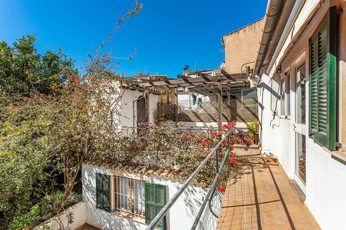 8 soveværelse Byhus til salg i Palma de Mallorca - € 1.500.000 (Ref: 7672404)