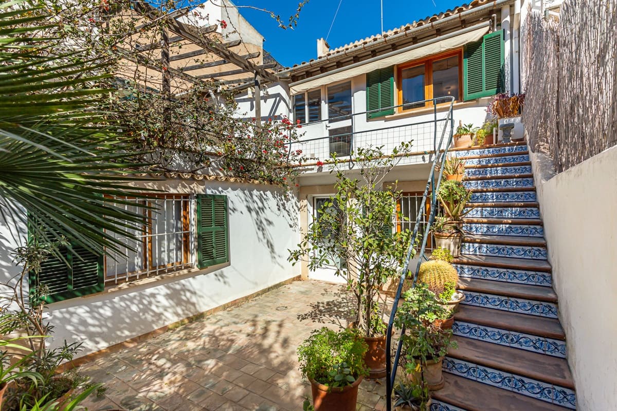 8 soveværelse Byhus til salg i Palma de Mallorca - € 1.500.000 (Ref: 7672404)