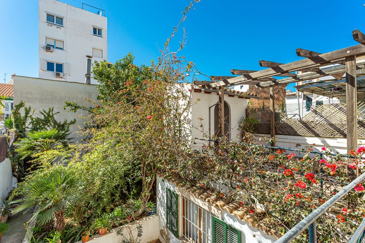 8 soveværelse Byhus til salg i Palma de Mallorca - € 1.500.000 (Ref: 7672404)