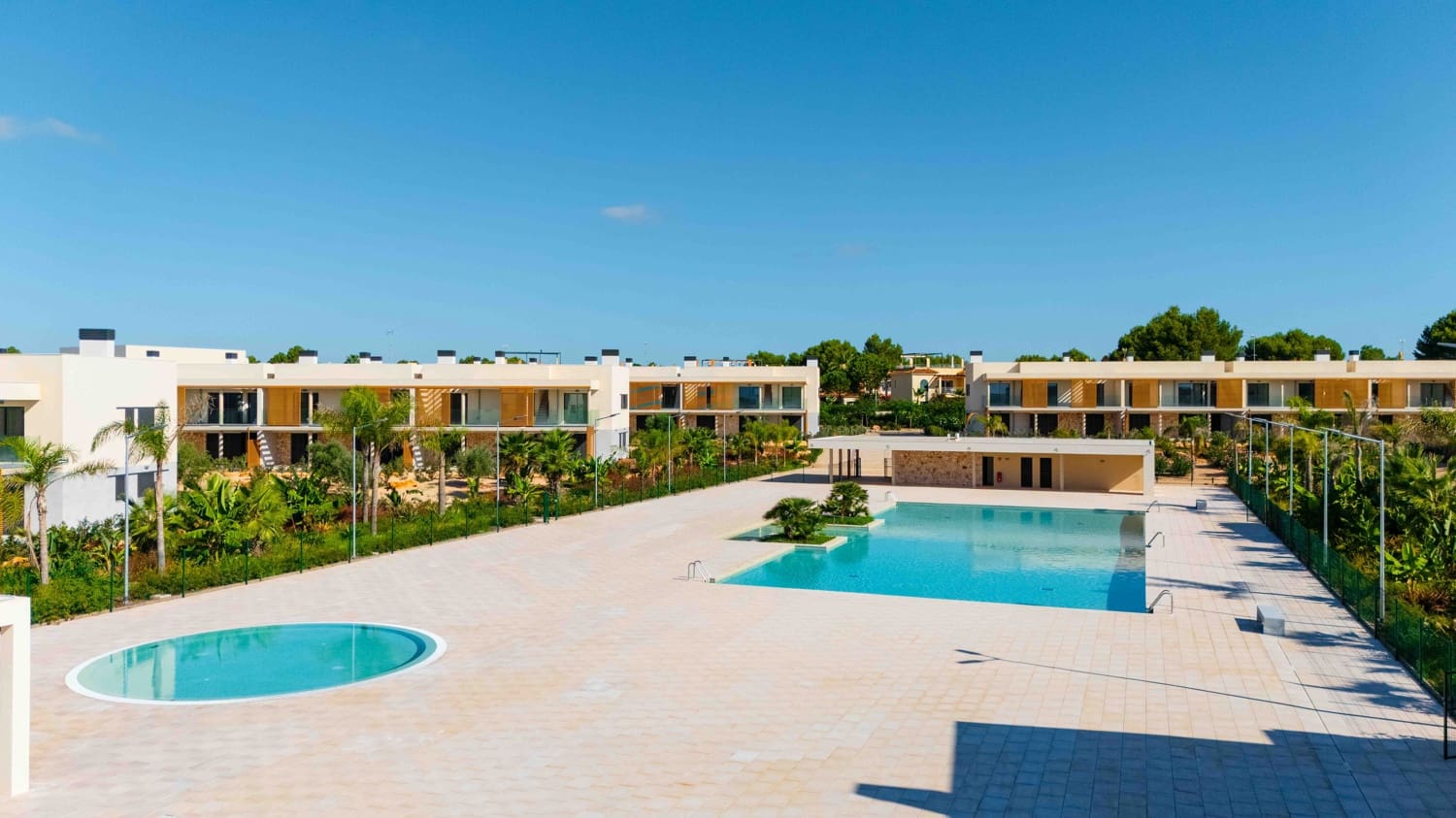 2 slaapkamer Flat te koop in Sa Rapita / La Rapita met zwembad - € 748.000 (Ref: 7684114)