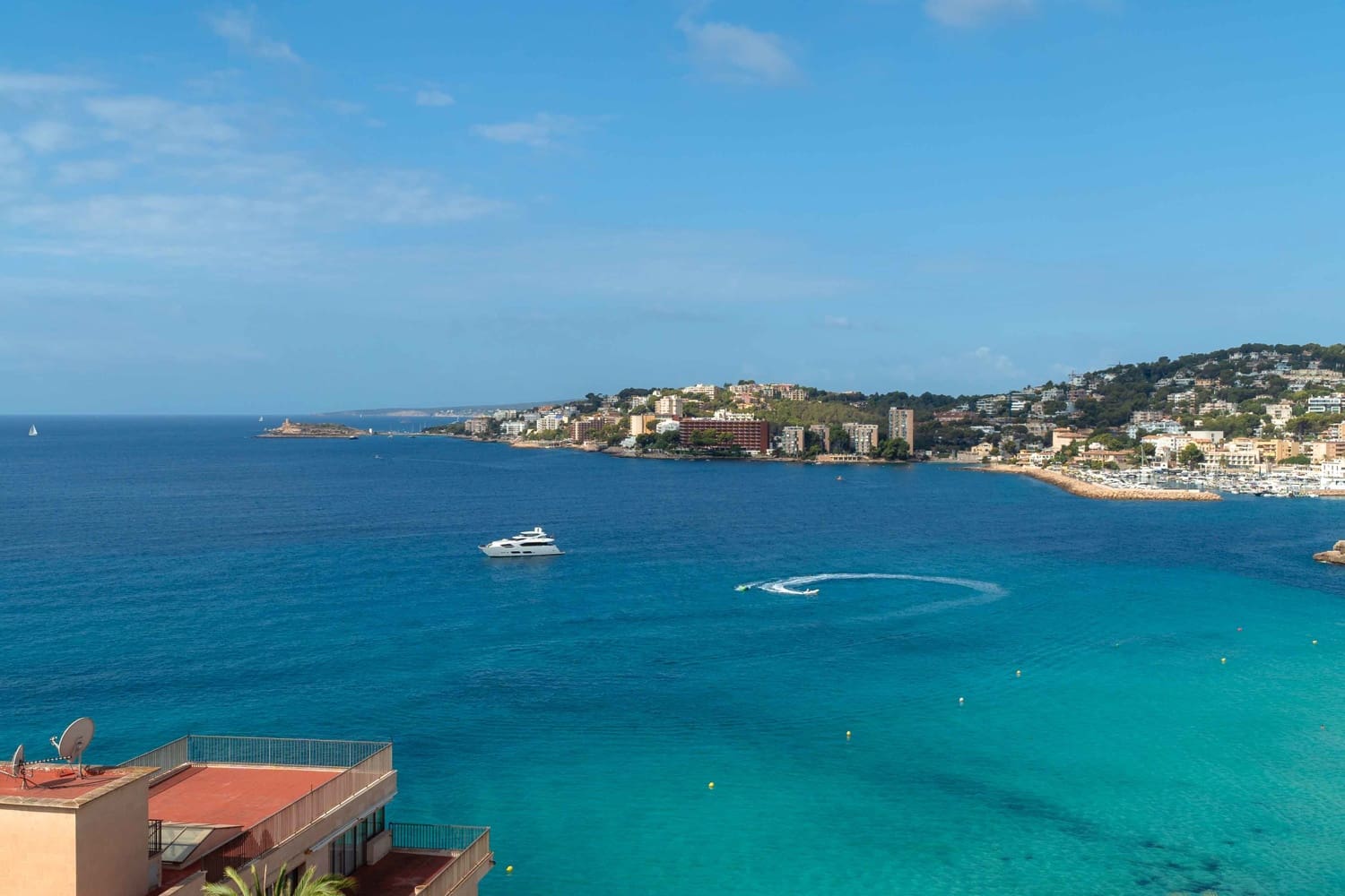 4 bedroom Flat for sale in Cala Mayor with garage - € 1,450,000 (Ref: 7731350)