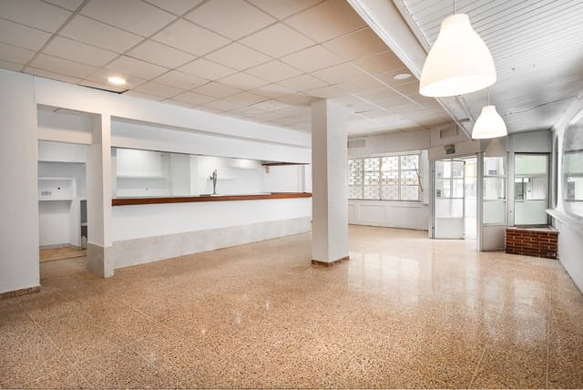 2 sypialnia Biznes na sprzedaż w El Terreno, Palma de Mallorca - 420 000 € (Ref: 7758253)