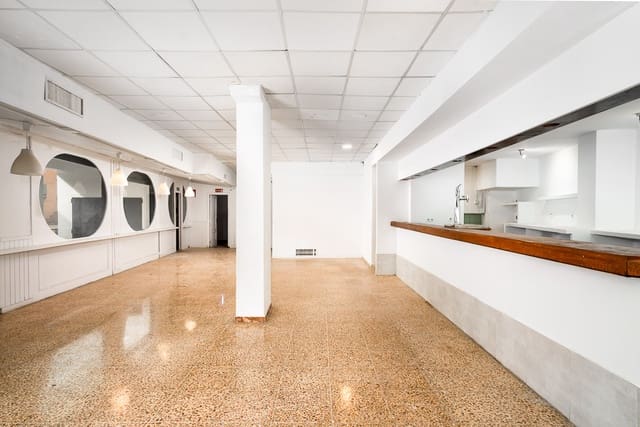 2 sypialnia Biznes na sprzedaż w El Terreno, Palma de Mallorca - 420 000 € (Ref: 7758253)