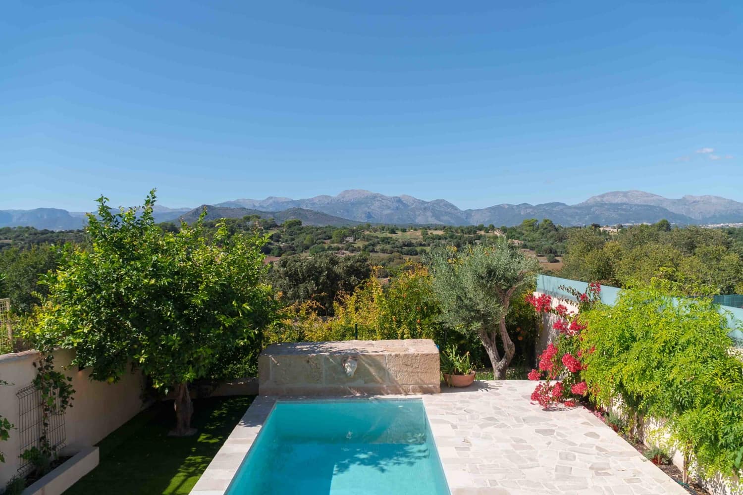 3 soveværelse Byhus til salg i Llubi - € 1.320.000 (Ref: 7834730)