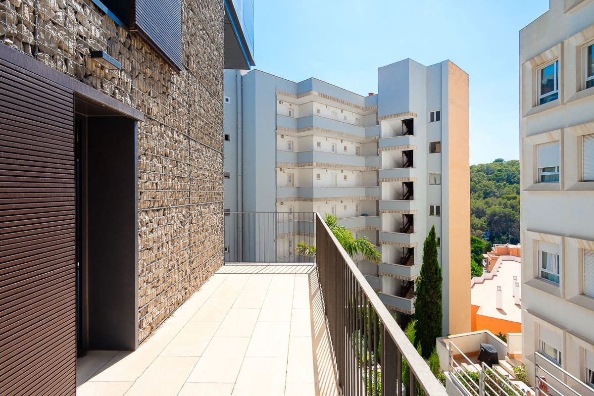 3 soveværelse Lejlighed til salg i Cala Mayor med swimmingpool garage - € 2.080.500 (Ref: 7851965)