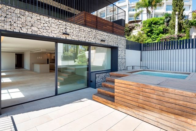 3 soveværelse Lejlighed til salg i Cala Mayor, Palma de Mallorca med swimmingpool garage - € 2.080.500 (Ref: 7851965)