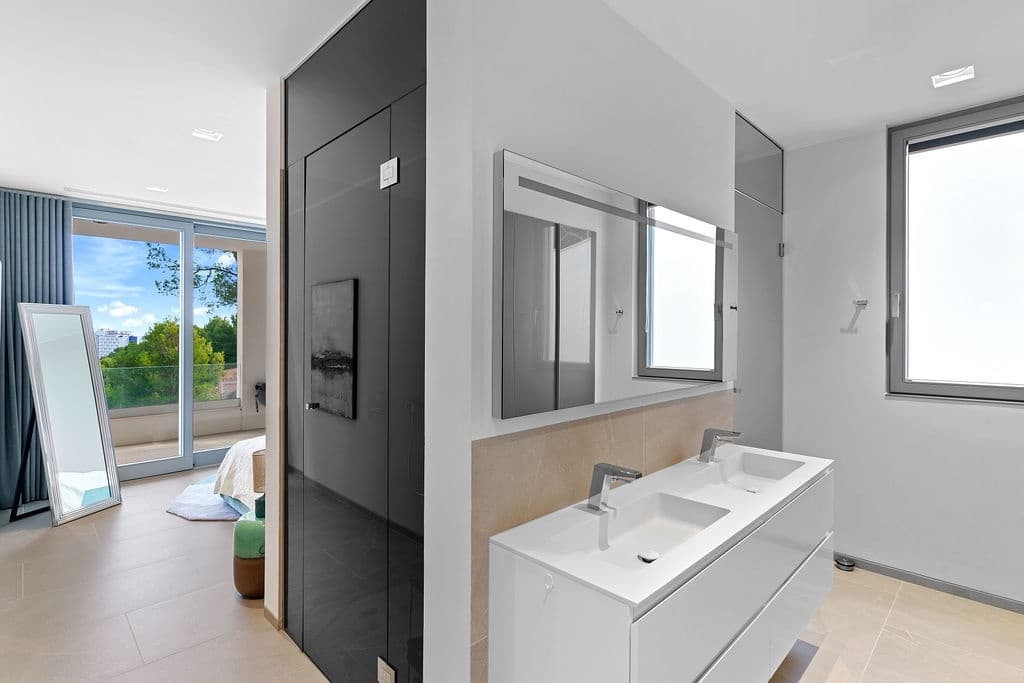 5 Zimmer Villa zu verkaufen in Palmanova mit Pool - 4.450.000 € (Ref: 7965303)