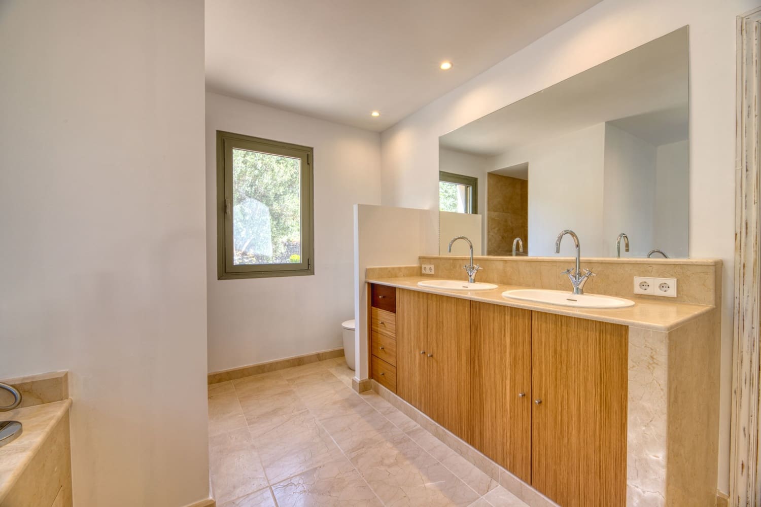 5 soveværelse Villa til salg i Esporles med garage - € 1.900.000 (Ref: 8033886)