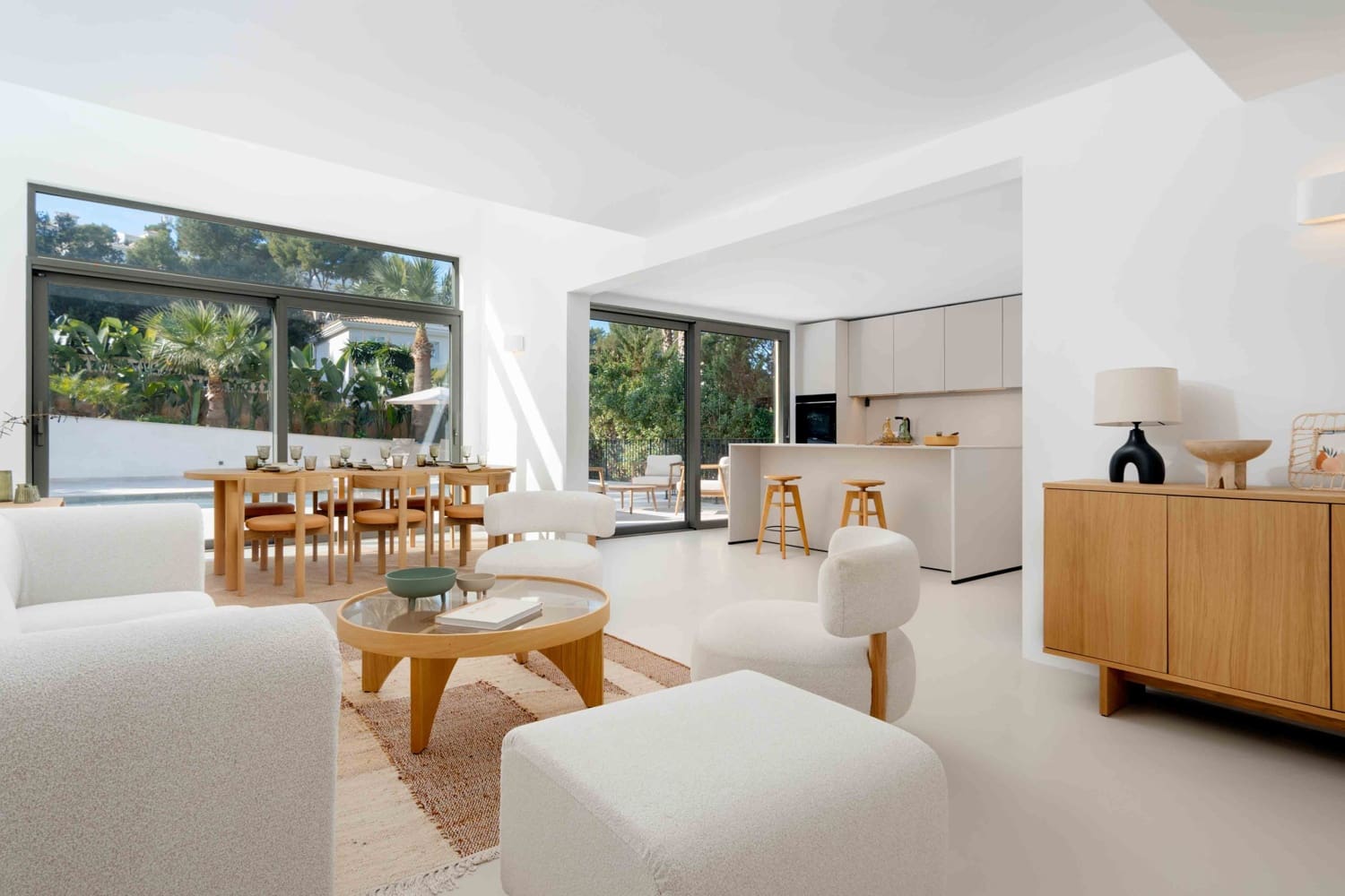 4 bedroom Villa for sale in Calvia - € 2,950,000 (Ref: 8076071)