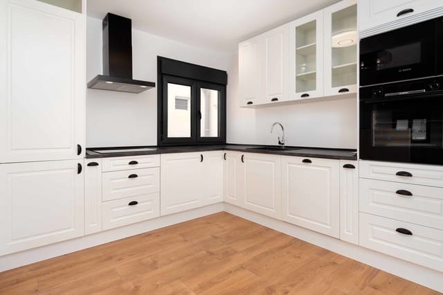 2 slaapkamer Flat te koop in Santa Catalina, Palma de Mallorca - € 540.000 (Ref: 8383747)