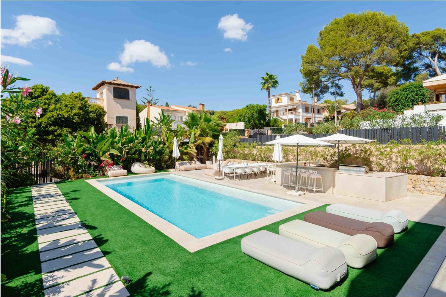 4 soverom Villa til salgs i Bendinat med svømmebasseng garasje - € 6 500 000 (Ref: 8497599)