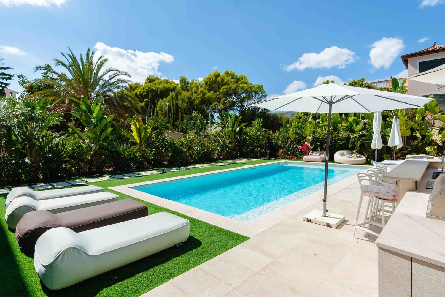 4 soverom Villa til salgs i Bendinat med svømmebasseng garasje - € 6 500 000 (Ref: 8497599)