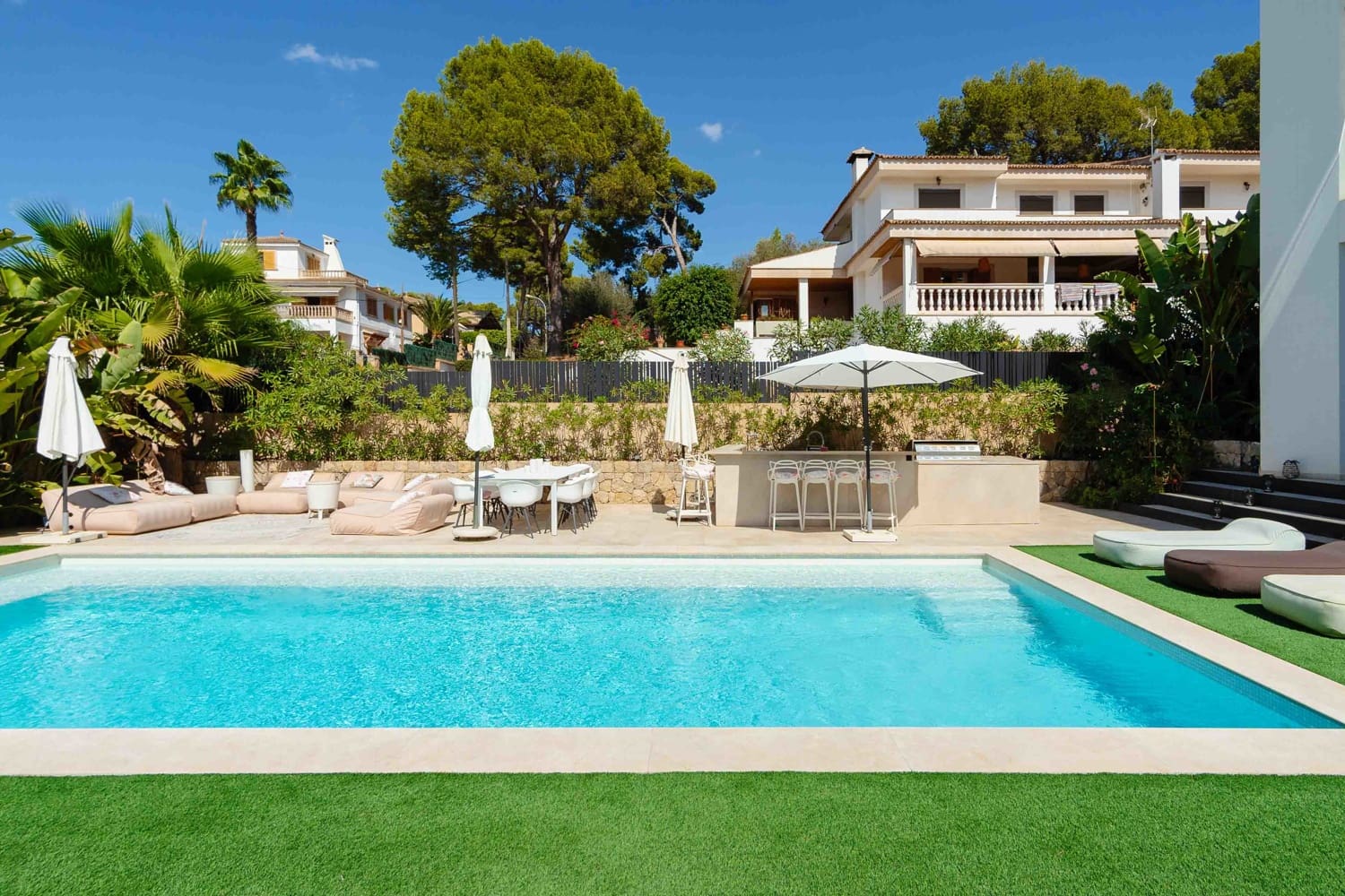 4 soverom Villa til salgs i Bendinat med svømmebasseng garasje - € 6 500 000 (Ref: 8497599)