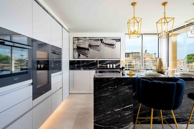 3 soverom Penthouse til salgs i Calvià Pueblo, Calvià med svømmebasseng garasje - € 3 300 000 (Ref: 8505052)