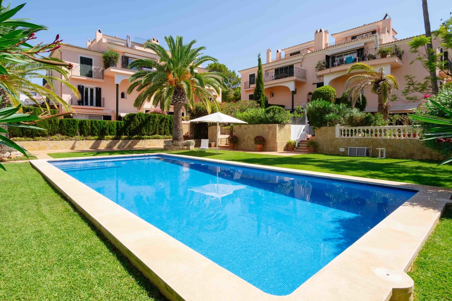 3 soveværelse Lejlighed til salg i Bendinat med swimmingpool - € 1.600.000 (Ref: 8532427)